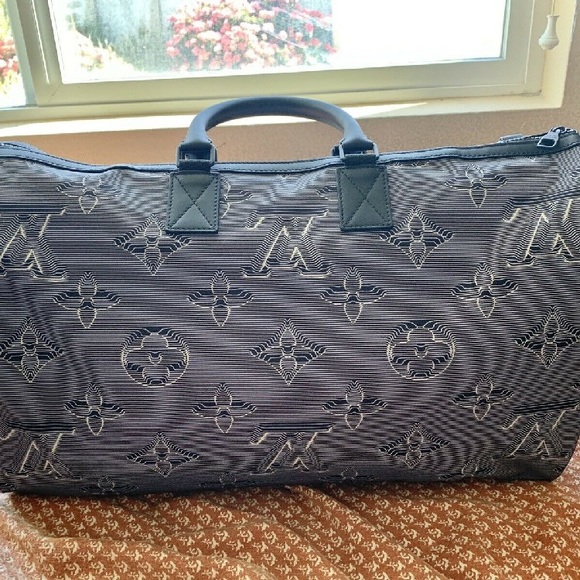 Louis Vuitton 2054 Monogram Reversible Keepall - Picture 6 of 8